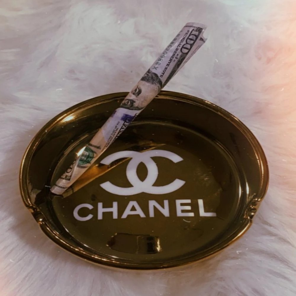 Luxury Ash Tray